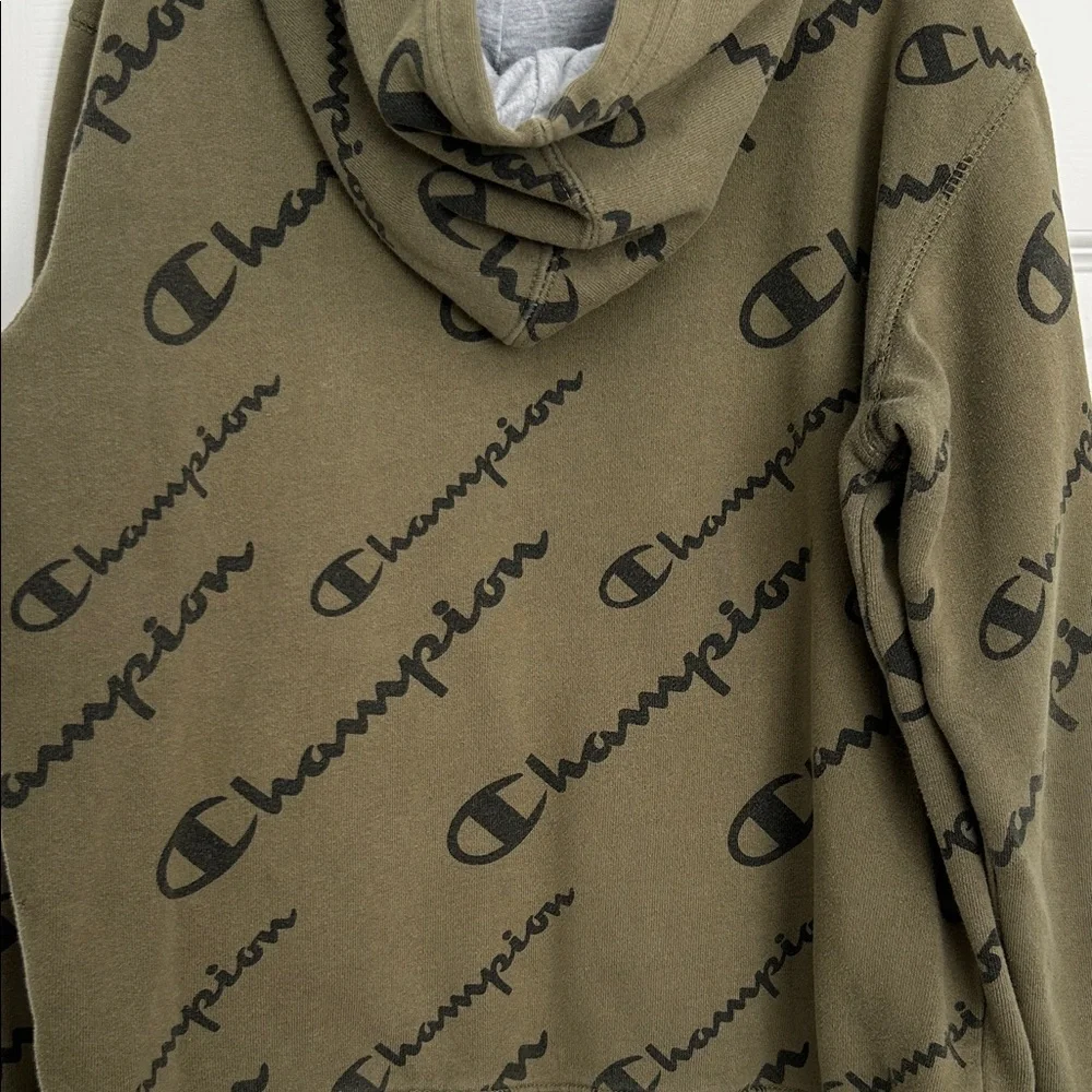 Champion Olive kids Hoodie size M